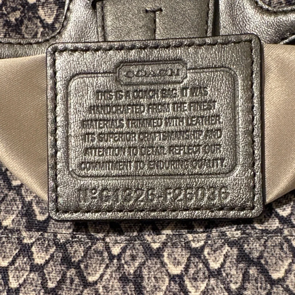 🐍 Coach Python Print Flap Crossbody Bag – Metallic Leather Trim - Picture 6 of 6
